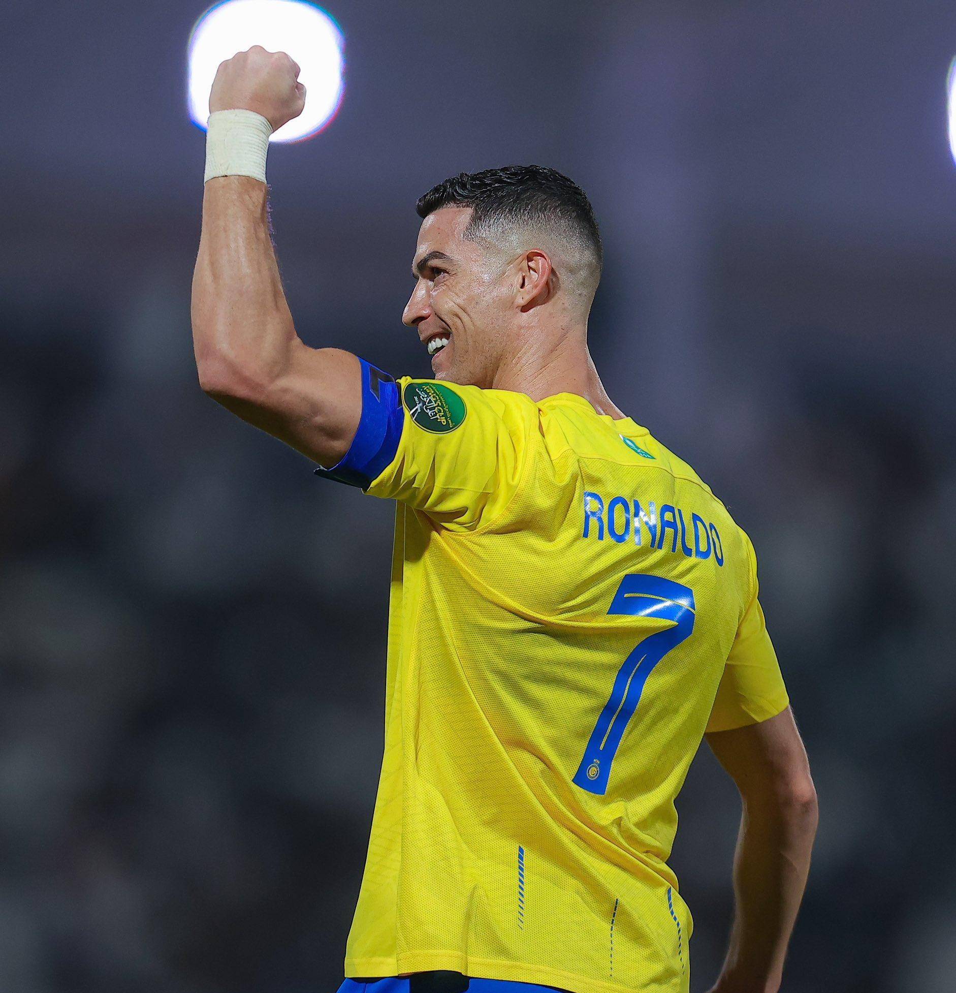 球星赛后哭了，太真实